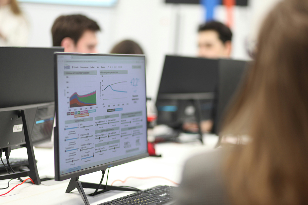18 Outstanding Power BI Dashboard Examples